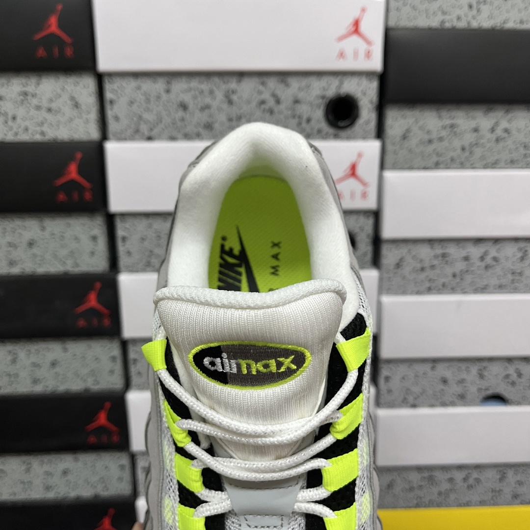Nike Air Max 95 OG Big Bubble Neon - Image 9