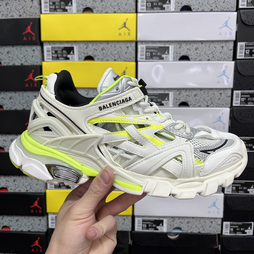 Balenciaga Track 2.0 - Image 33