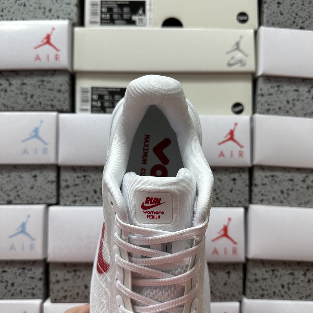 Nike Vomero Premium HQ2050-718 - Image 5