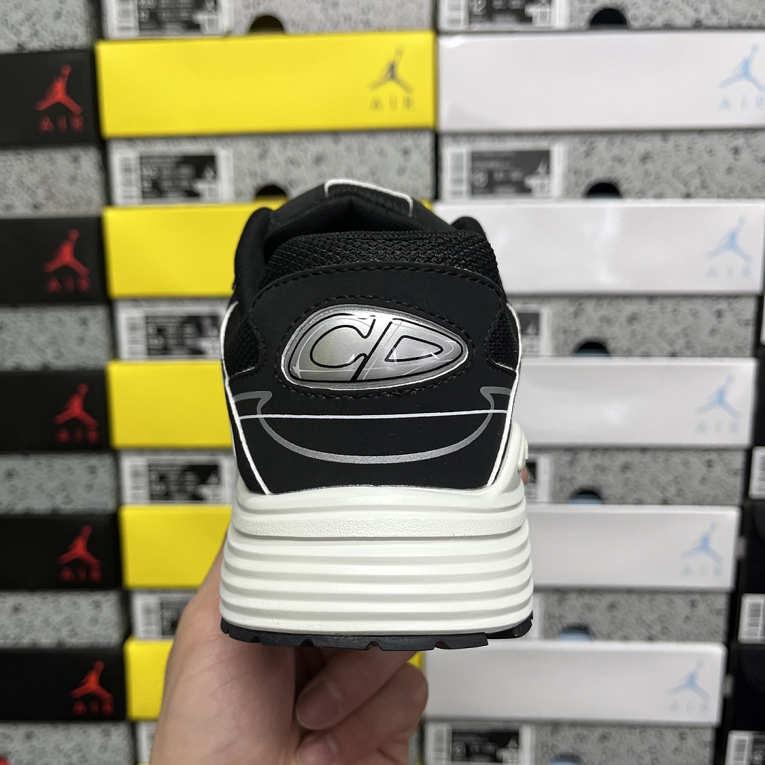 Dior B30 Black White 969 - Image 4