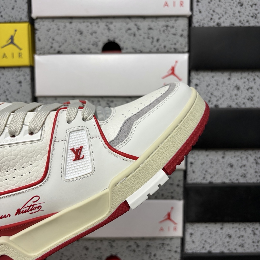 Louis Vuitton Trainer - Image 10