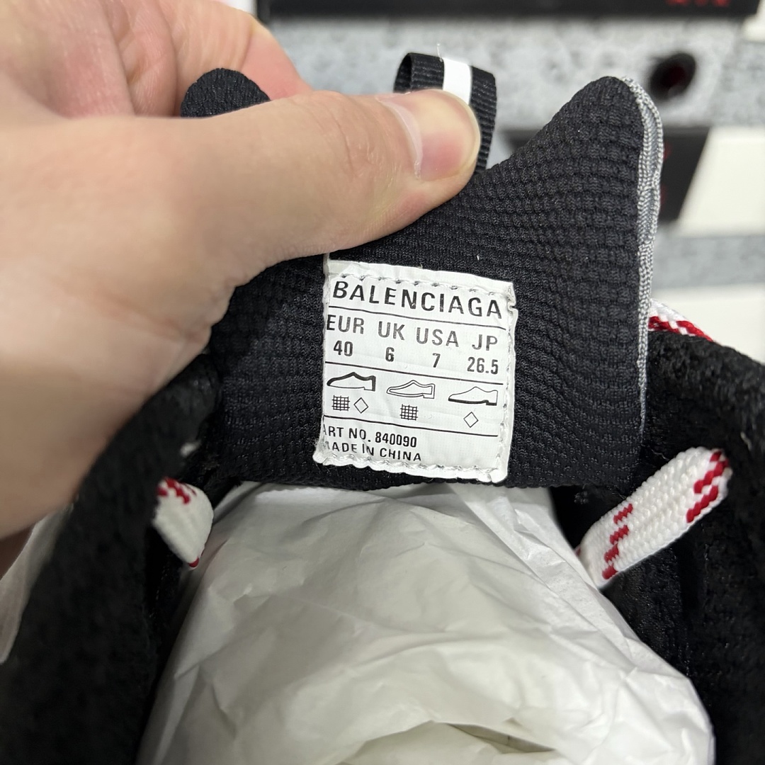 Balenciaga 3XL - Image 12