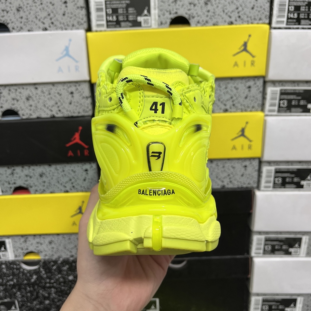 Balenciaga BLCG Runner 7.0 - Image 3