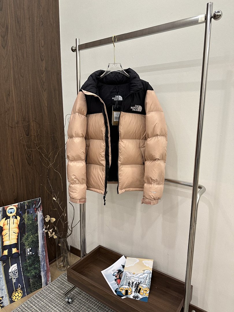 Chanel The North Face 1996 Retro Nuptse 700 Fill Packable Jacket - Image 119