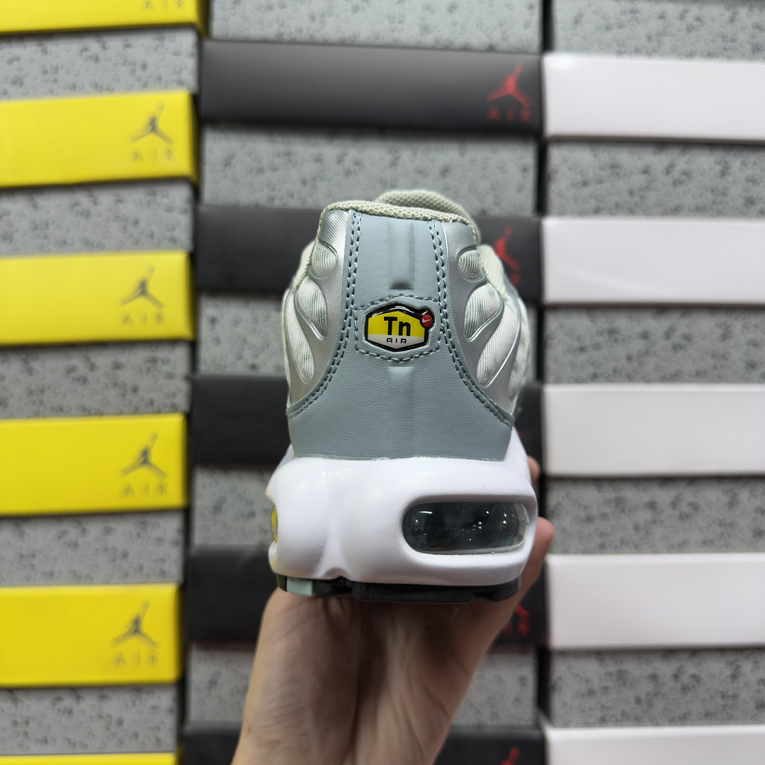 Nike Air Max Plus Origins Waterway - Image 2