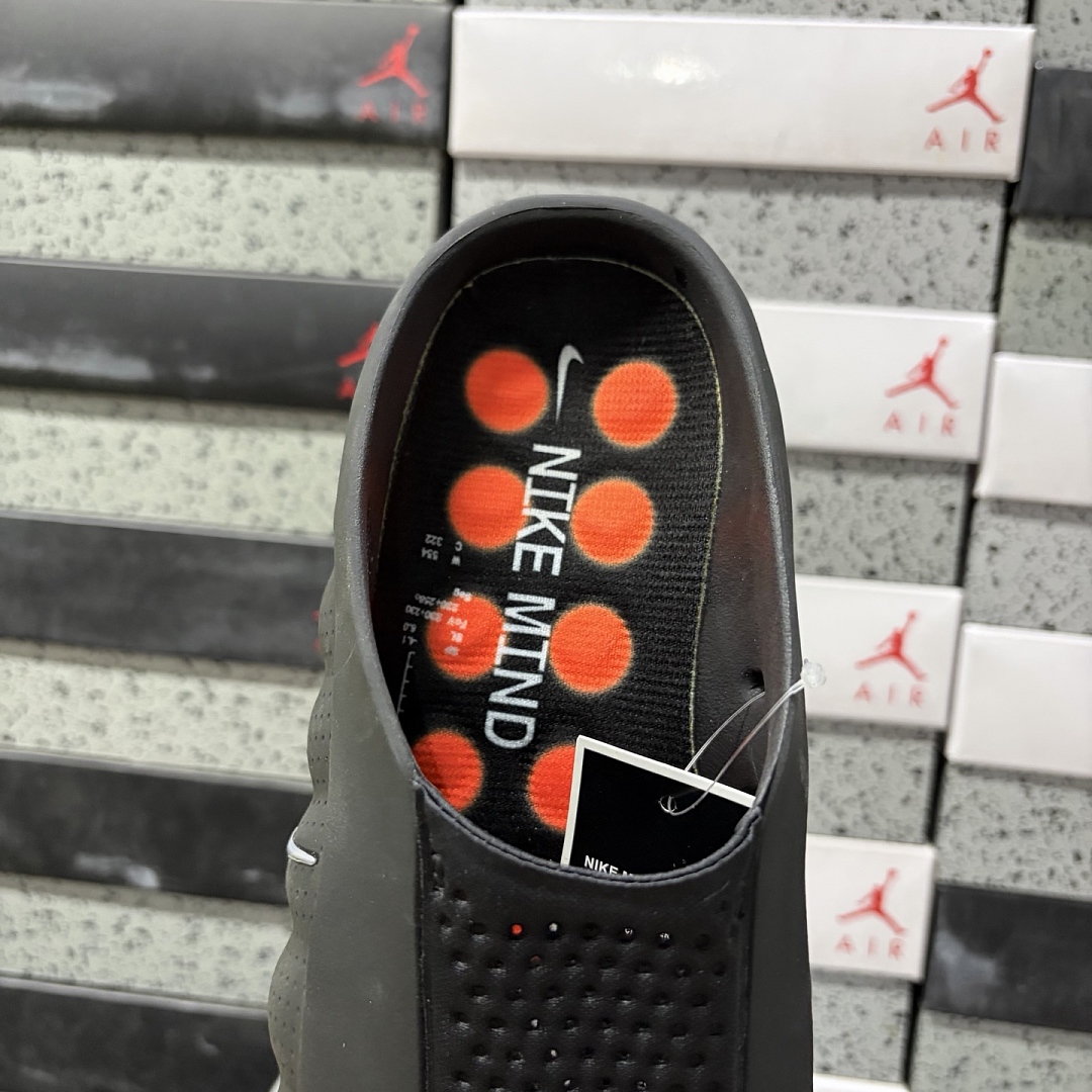 Nike Mind 001 Slide Black Chrome HQ4307-001 - Image 2