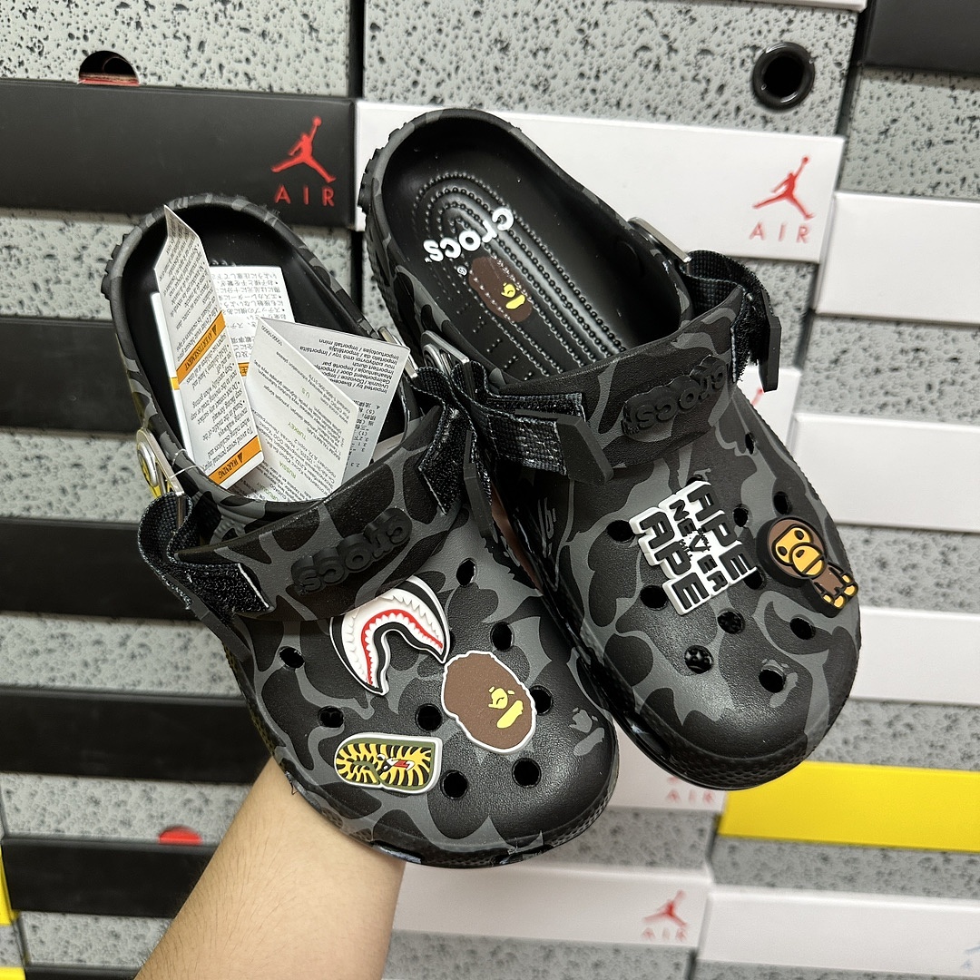 Crocs Classic Clog A Bathing Ape ABC Camo Black Print - Image 11