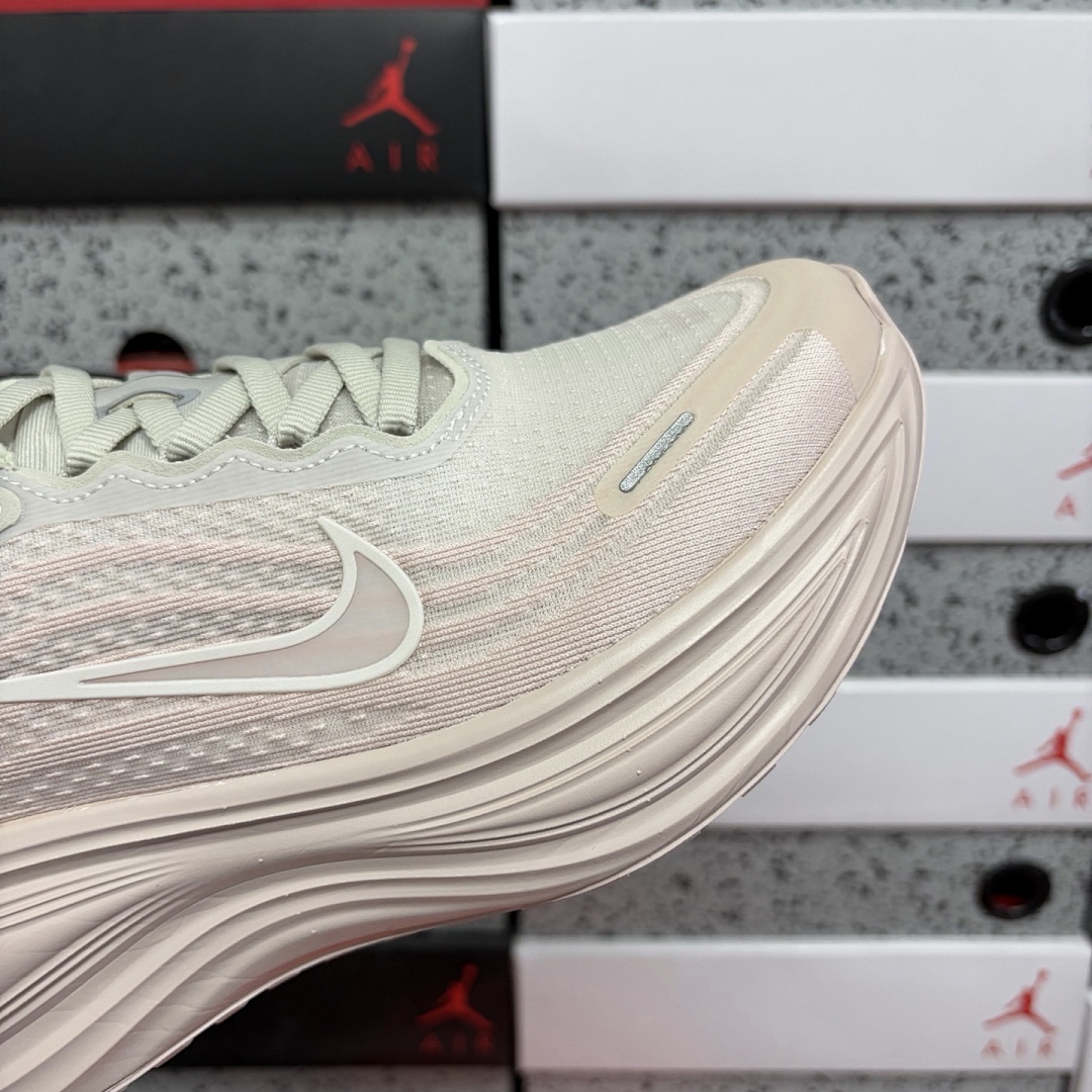 Nike Vomero Plus Silt (Red) - Image 3