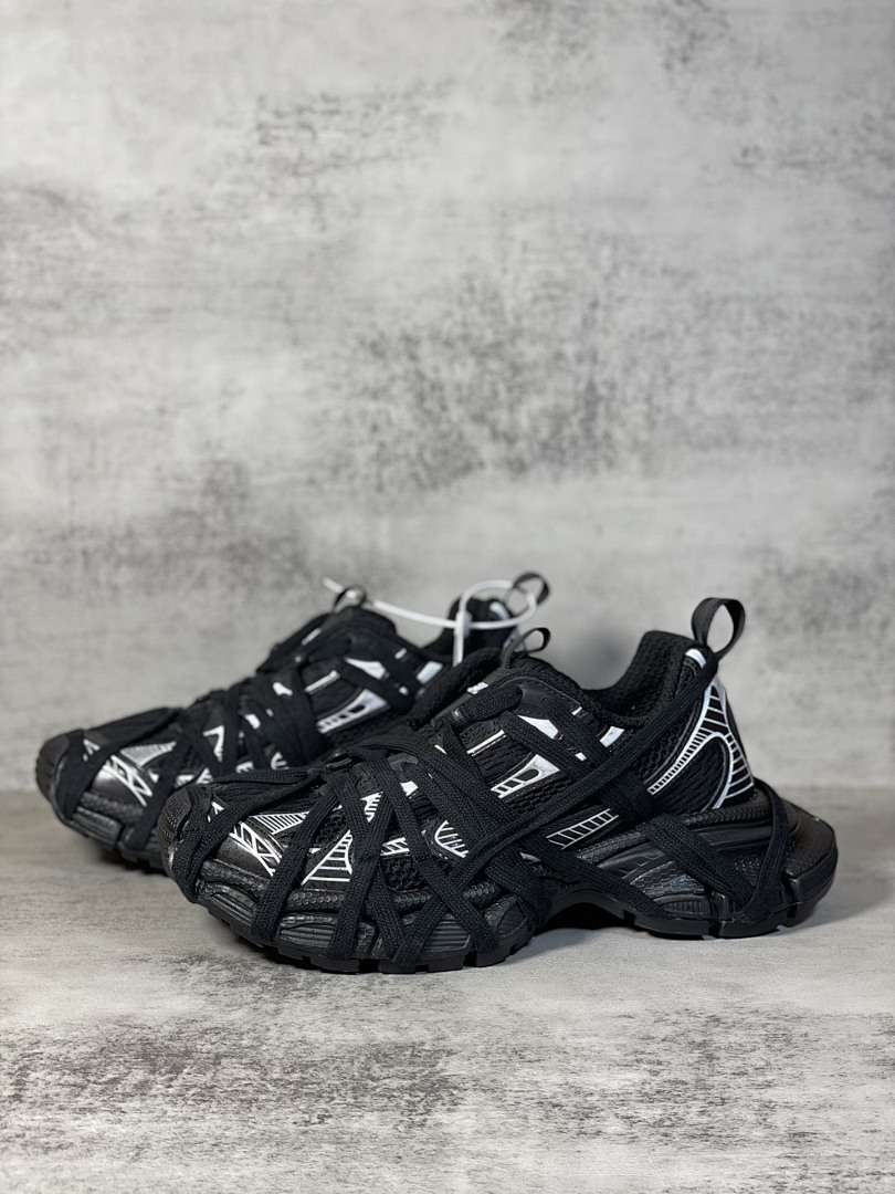 Balenciaga 3XL Extreme Lace - Image 24
