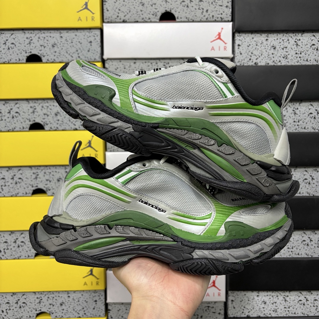Balenciaga Triple S 2 - Image 10