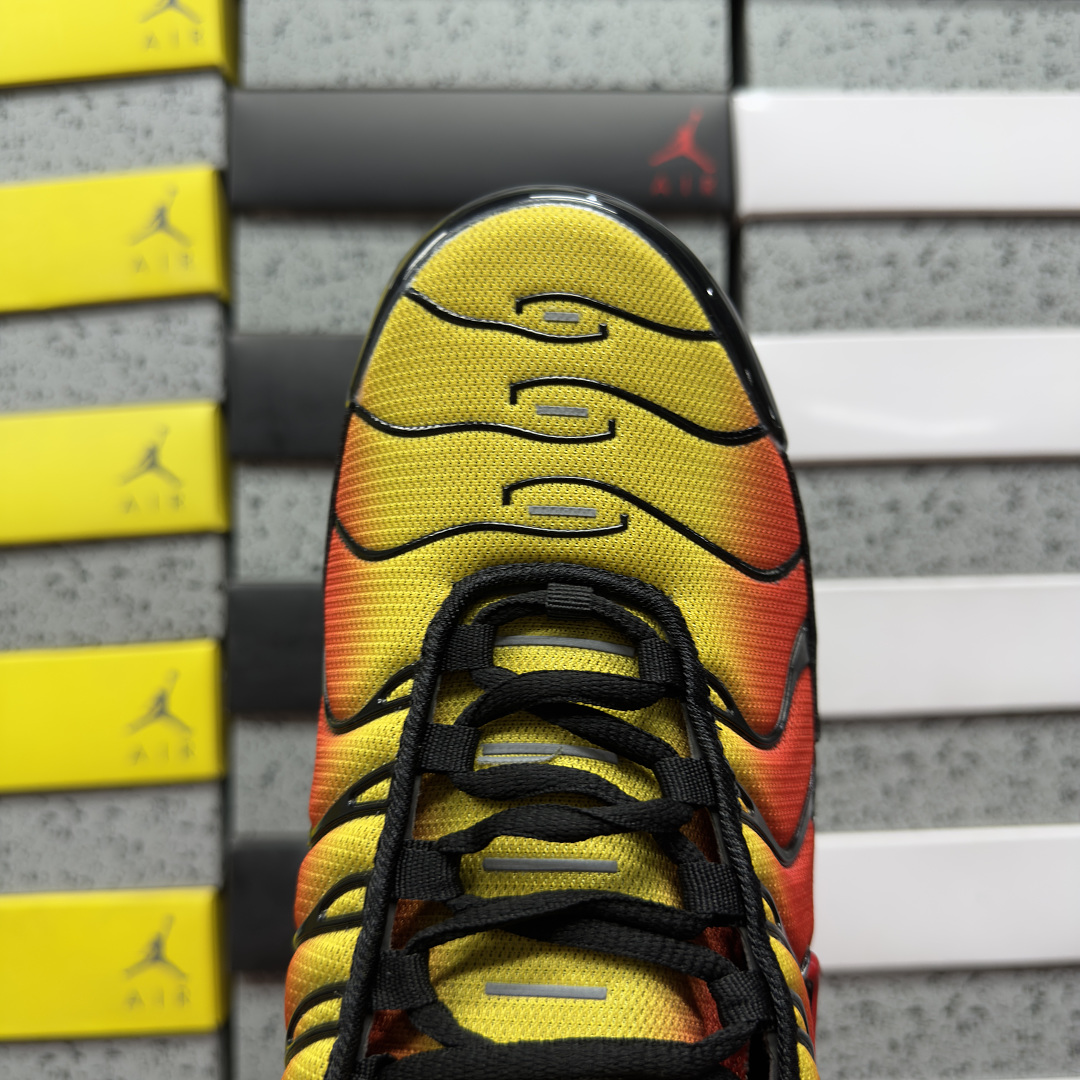 Nike Air Max Plus Sunset - Image 5