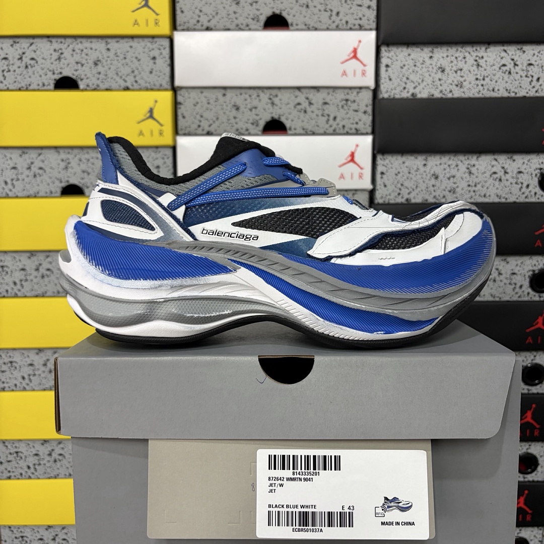 Balenciaga Jet 26