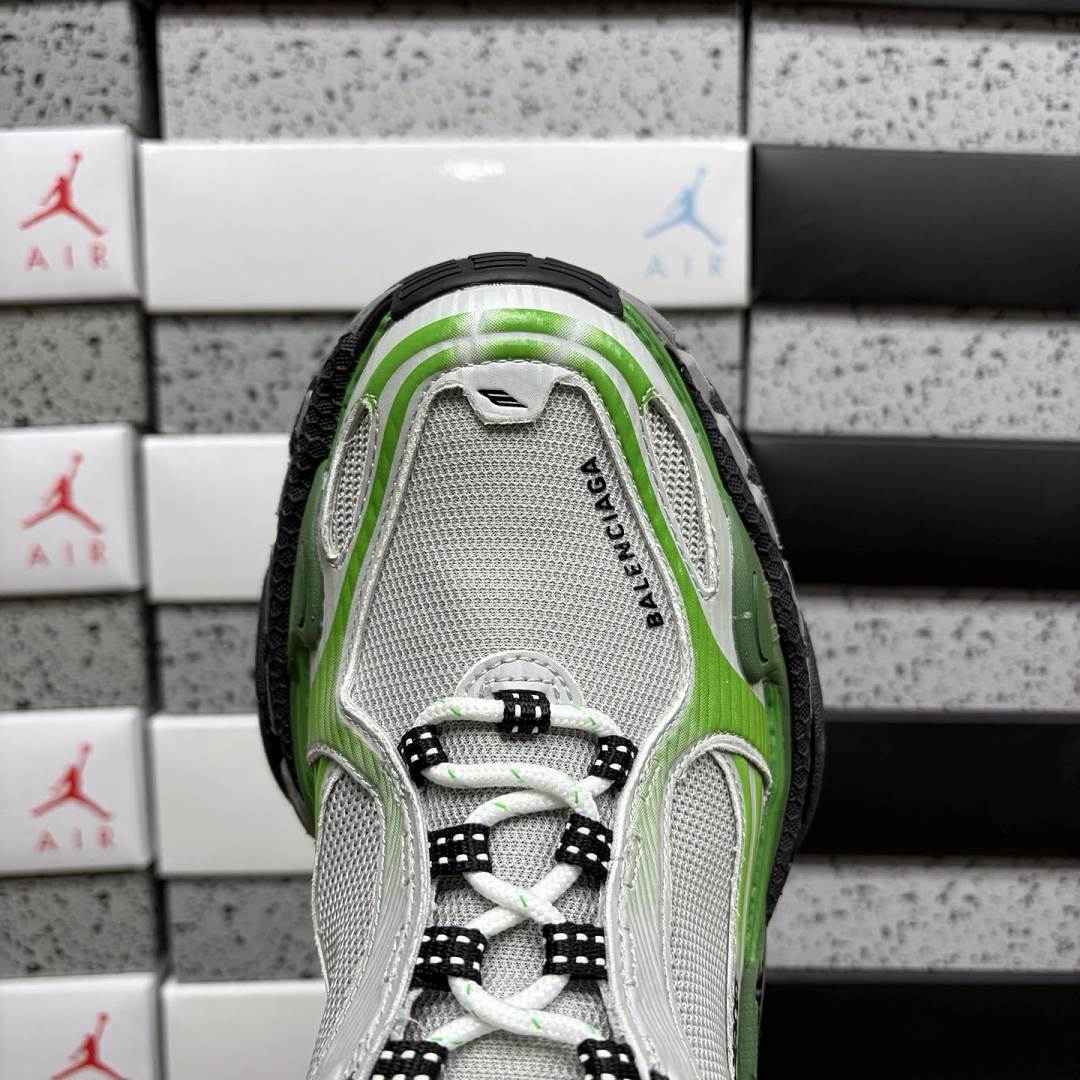 Balenciaga Triple S 2 - Image 6