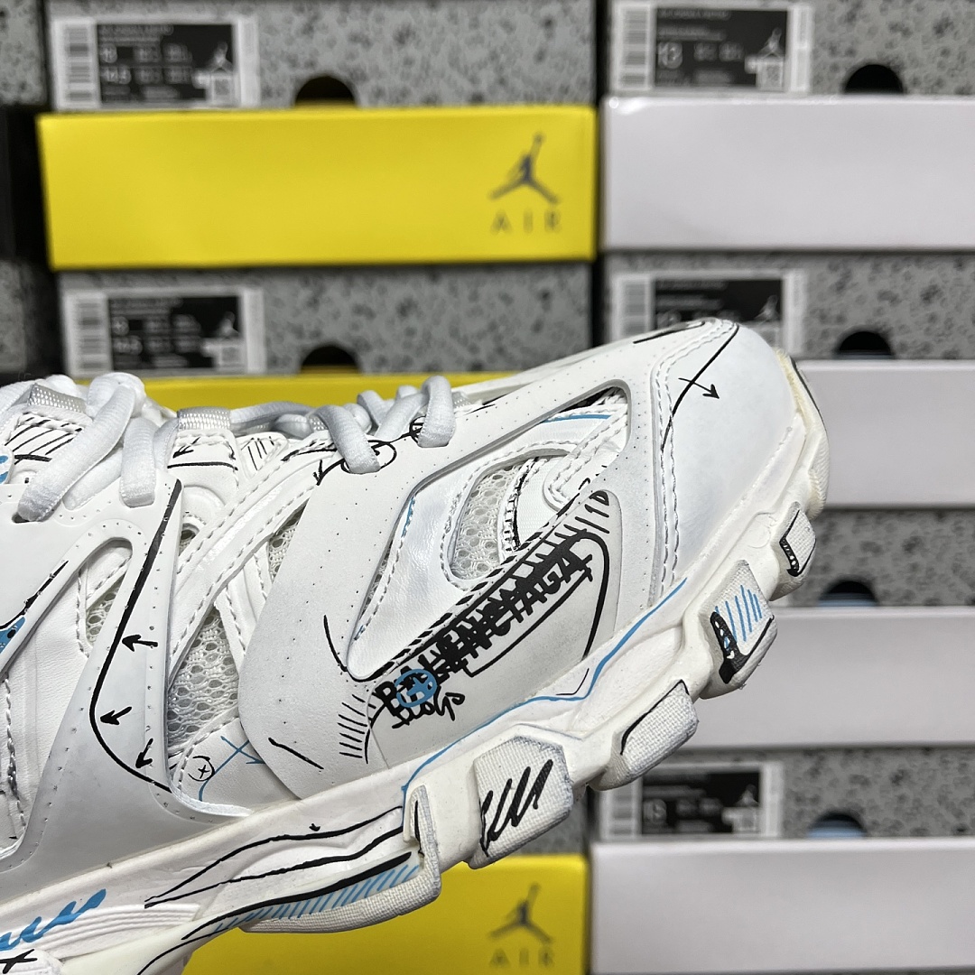 Balenciaga BLCG Track 3.0 - Image 3