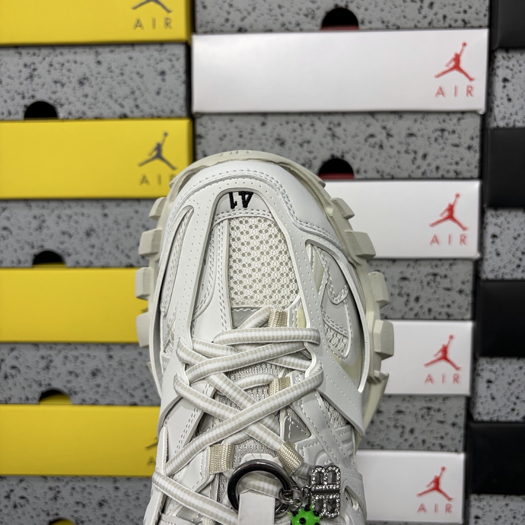 Balenciaga Track - Image 2