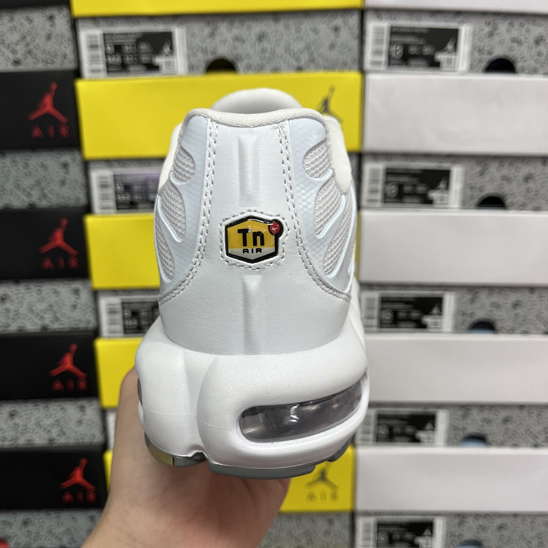 Nike Air Max Plus (White) - Image 4