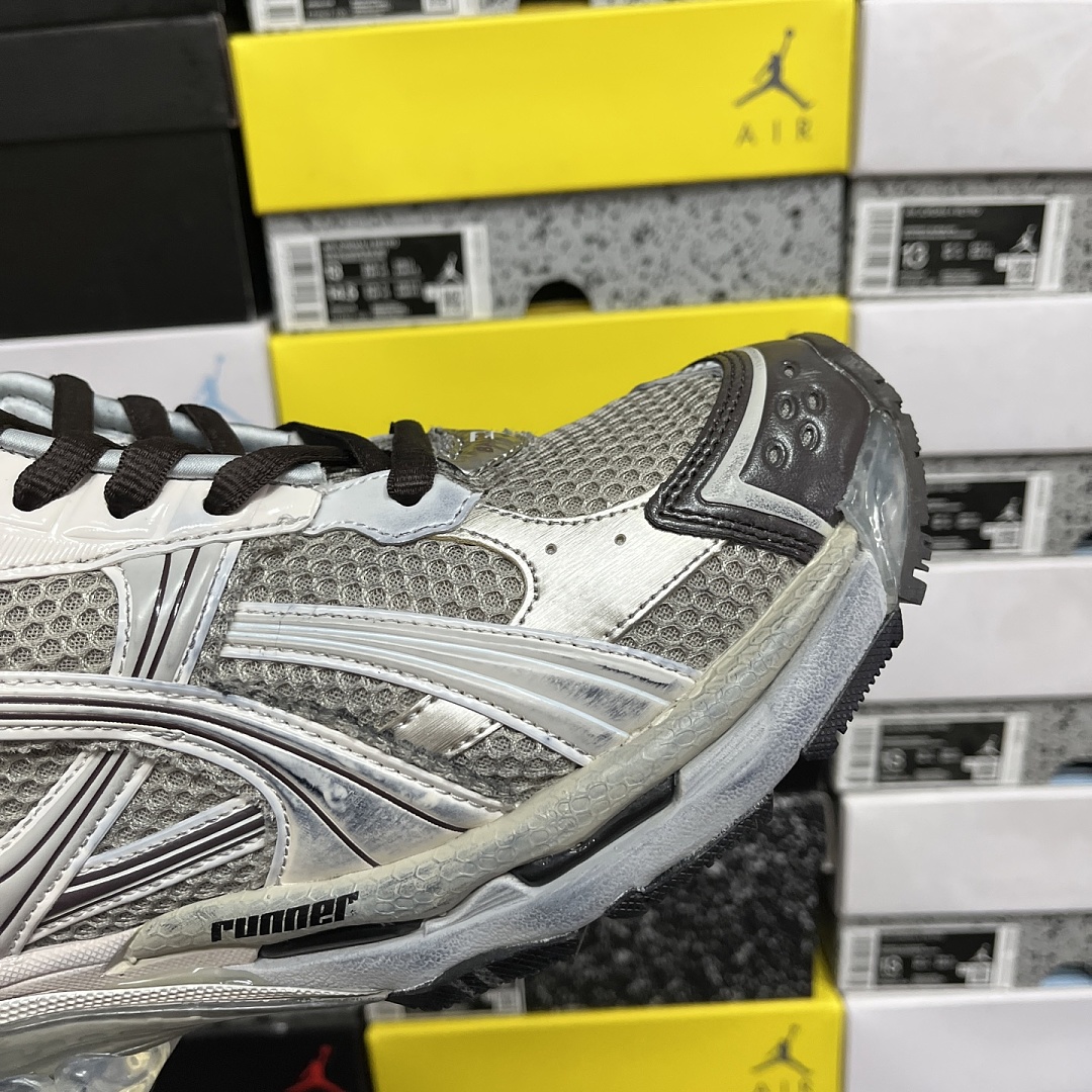 Balenciaga BLCG Runner 7.5 - Image 2