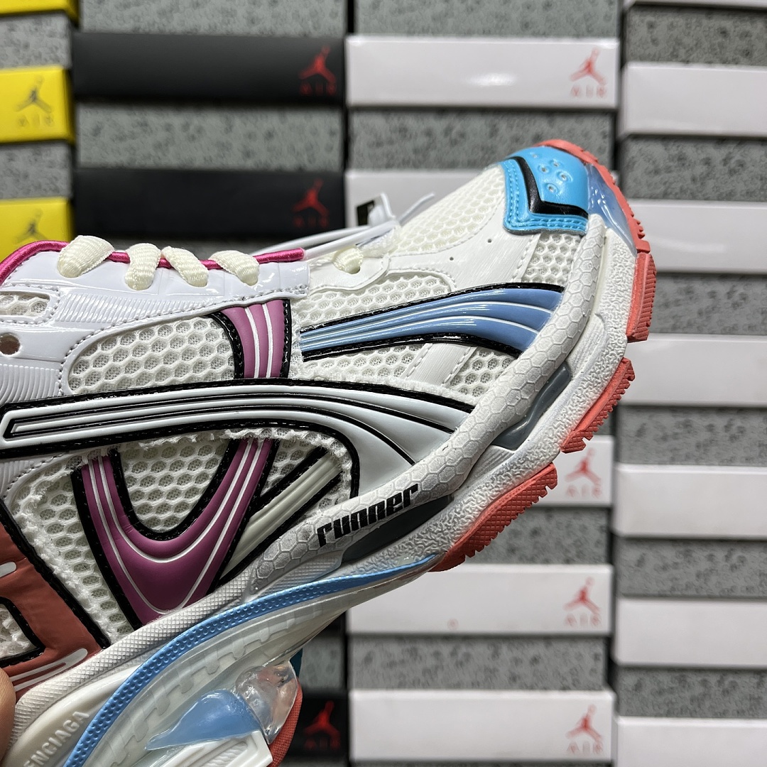 Balenciaga BLCG Runner 7.5 - Image 2