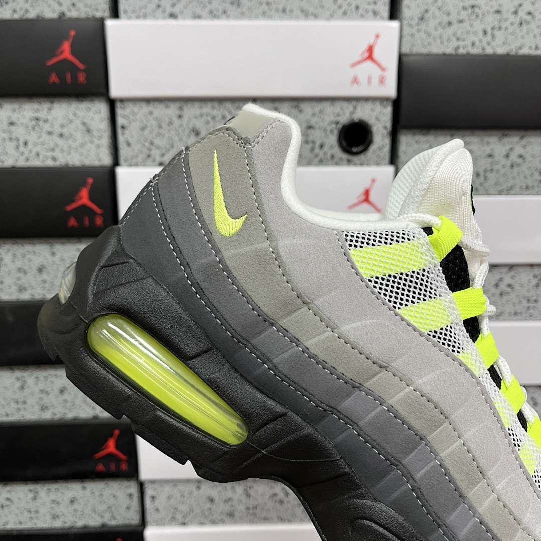 Nike Air Max 95 OG Big Bubble Neon - Image 6