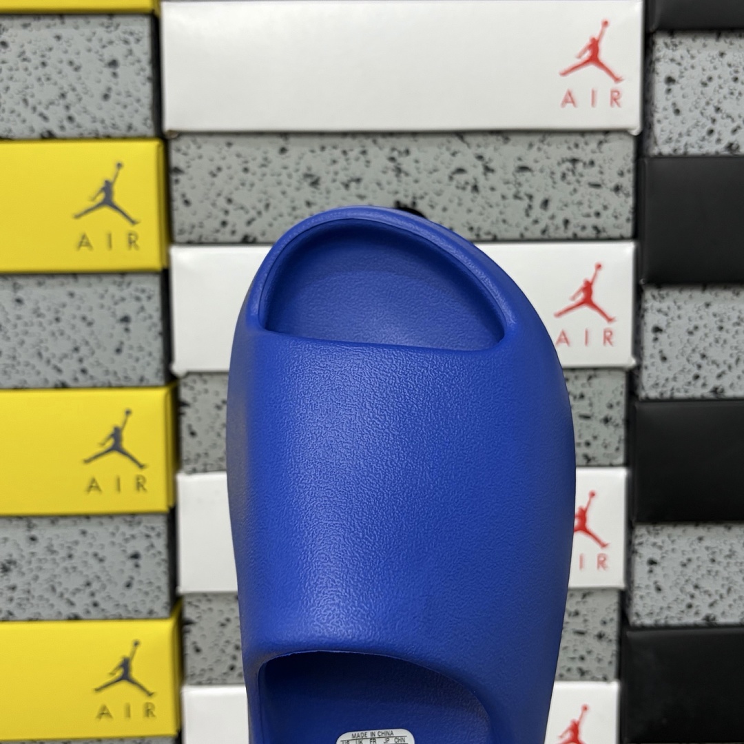 Adidas Yeezy Slide Azure Slides Blue (Matte) - Image 6