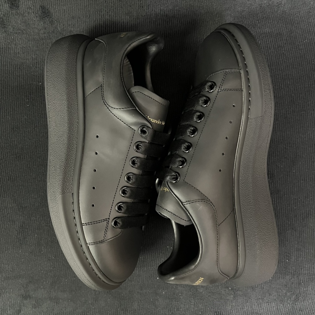 Alexander McQueen Alexander McQueen - Image 18