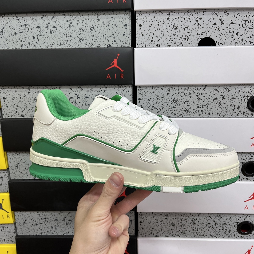 Louis Vuitton Trainer - Image 8