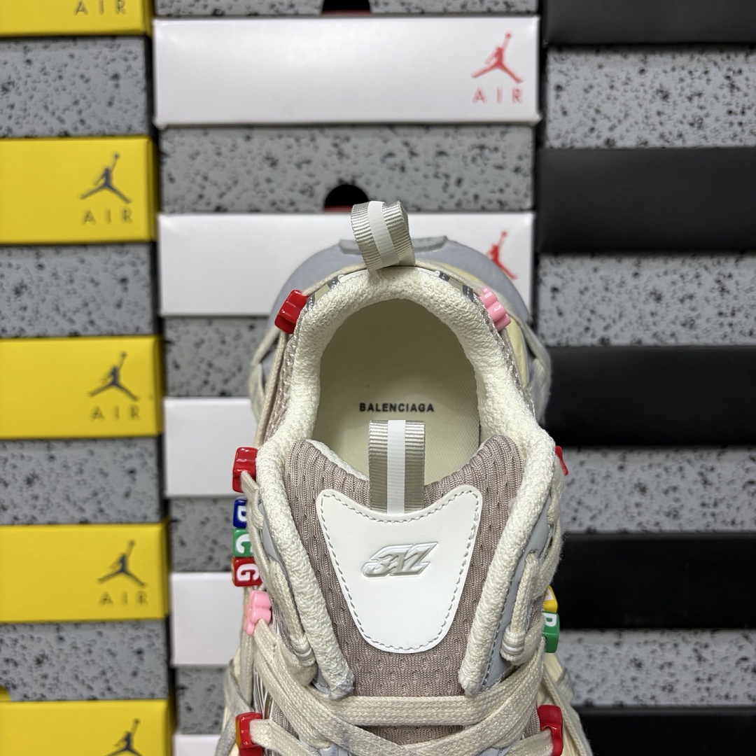 Balenciaga 3XL - Image 8