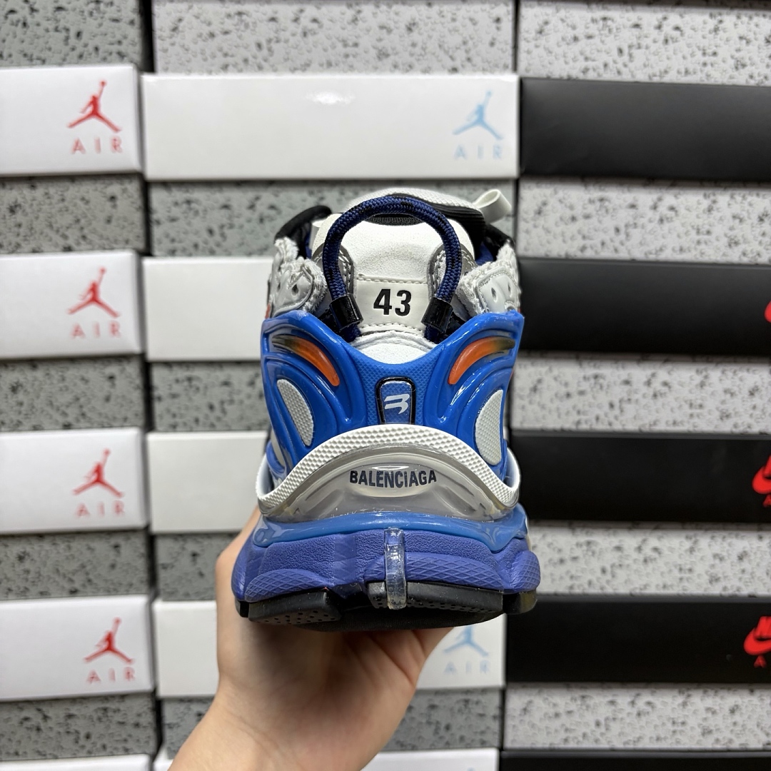 Balenciaga BLCG Runner 7.0 - Image 6