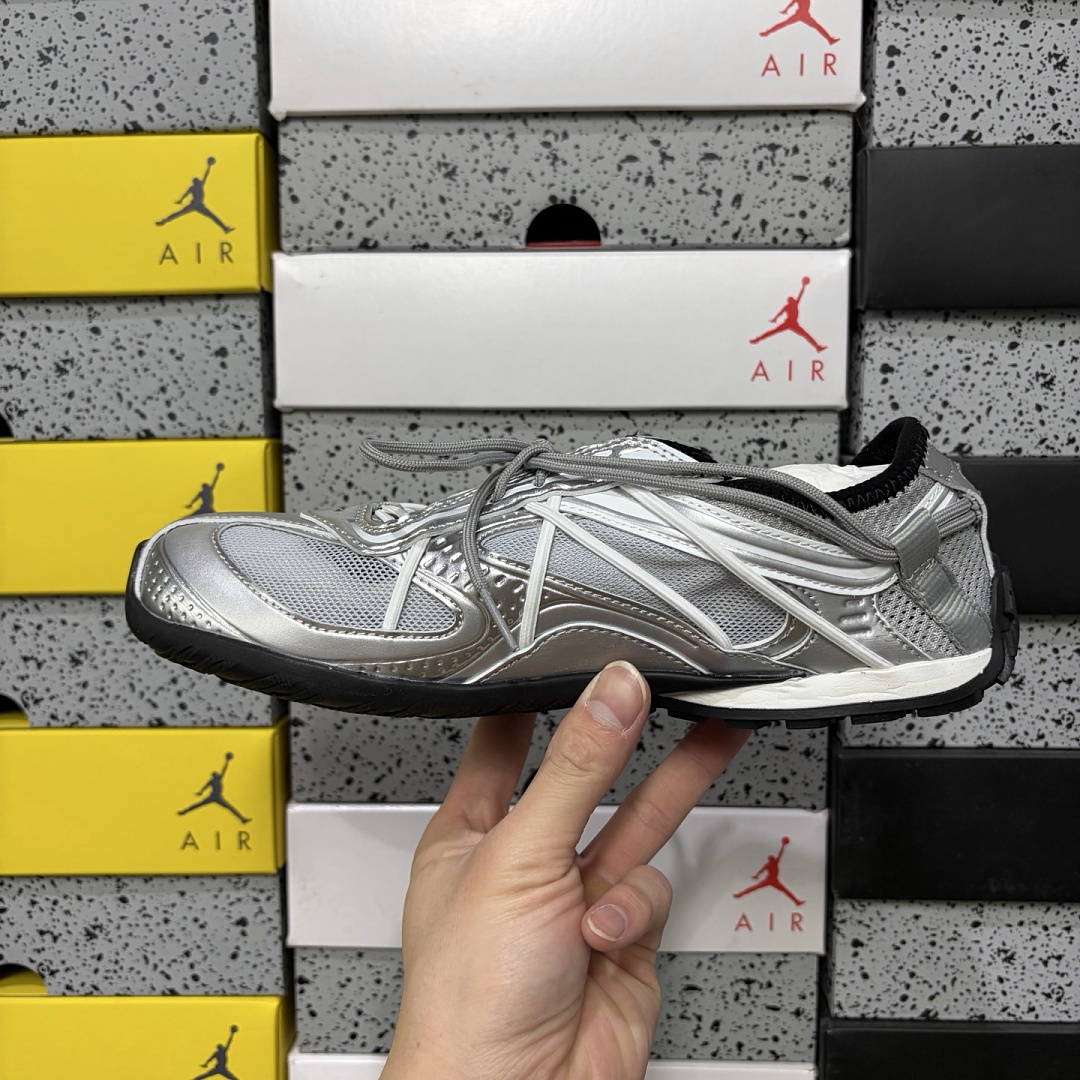 Balenciaga BLCG Radar 25 Gen (Silver) - Image 10