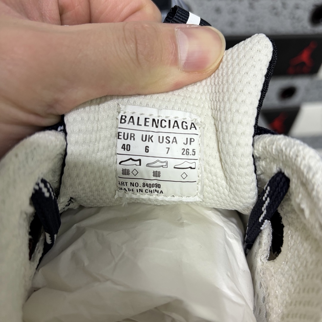 Balenciaga 3XL - Image 2