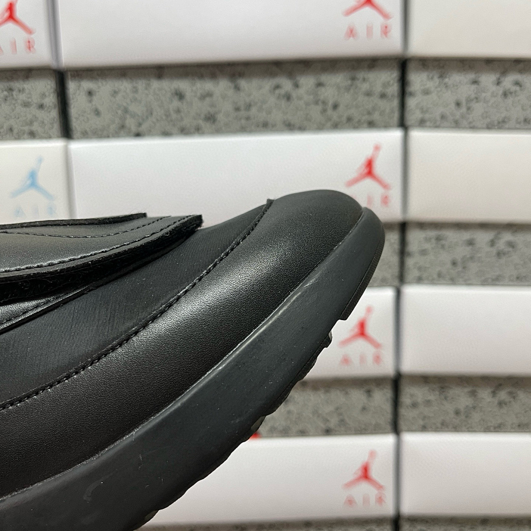 On Running Raf Simons Low Top (Black ANTEI) - Image 8