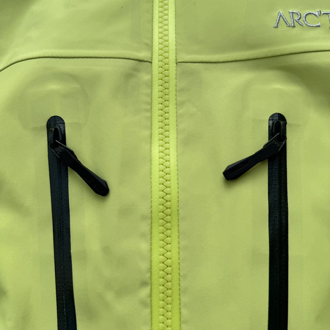 Arc'teryx ¥199 Special Offer Alpha Jacket 6 Fluorescent Gen (Green SV) - Image 13