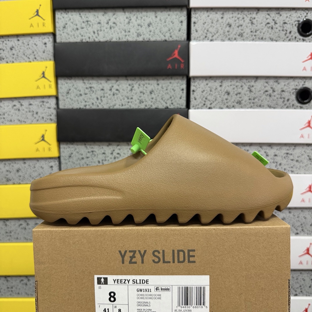 Adidas Slide/Foam Runner - Image 117