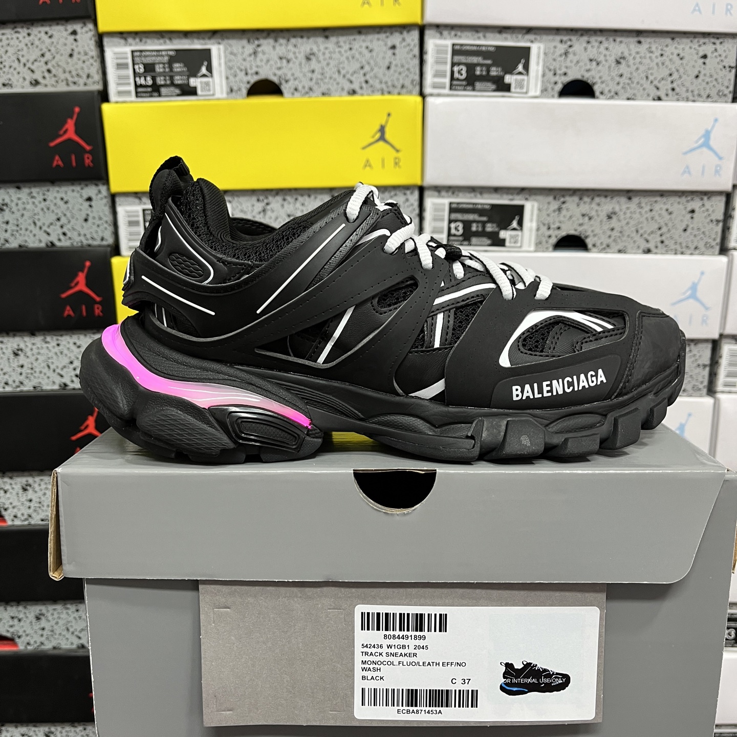 Balenciaga BLCG Track 3.0 Black White LED - Image 11