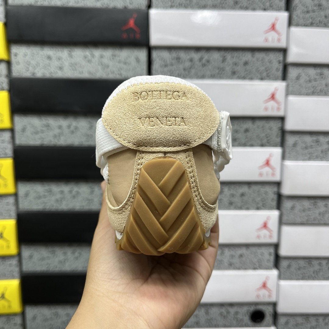 Bottega Veneta Orbit Surf Vapor - Image 9