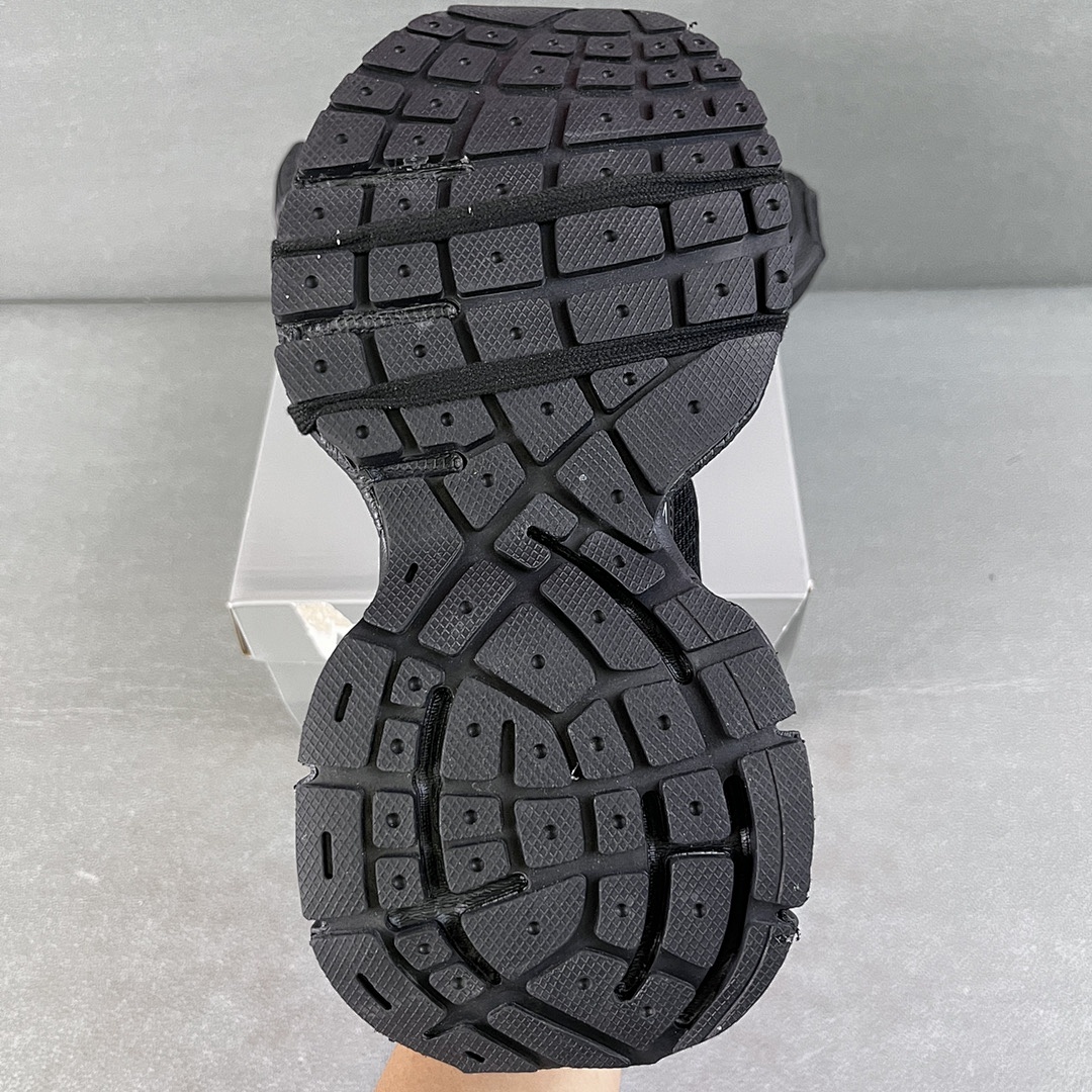 Balenciaga 3Xl - Image 95
