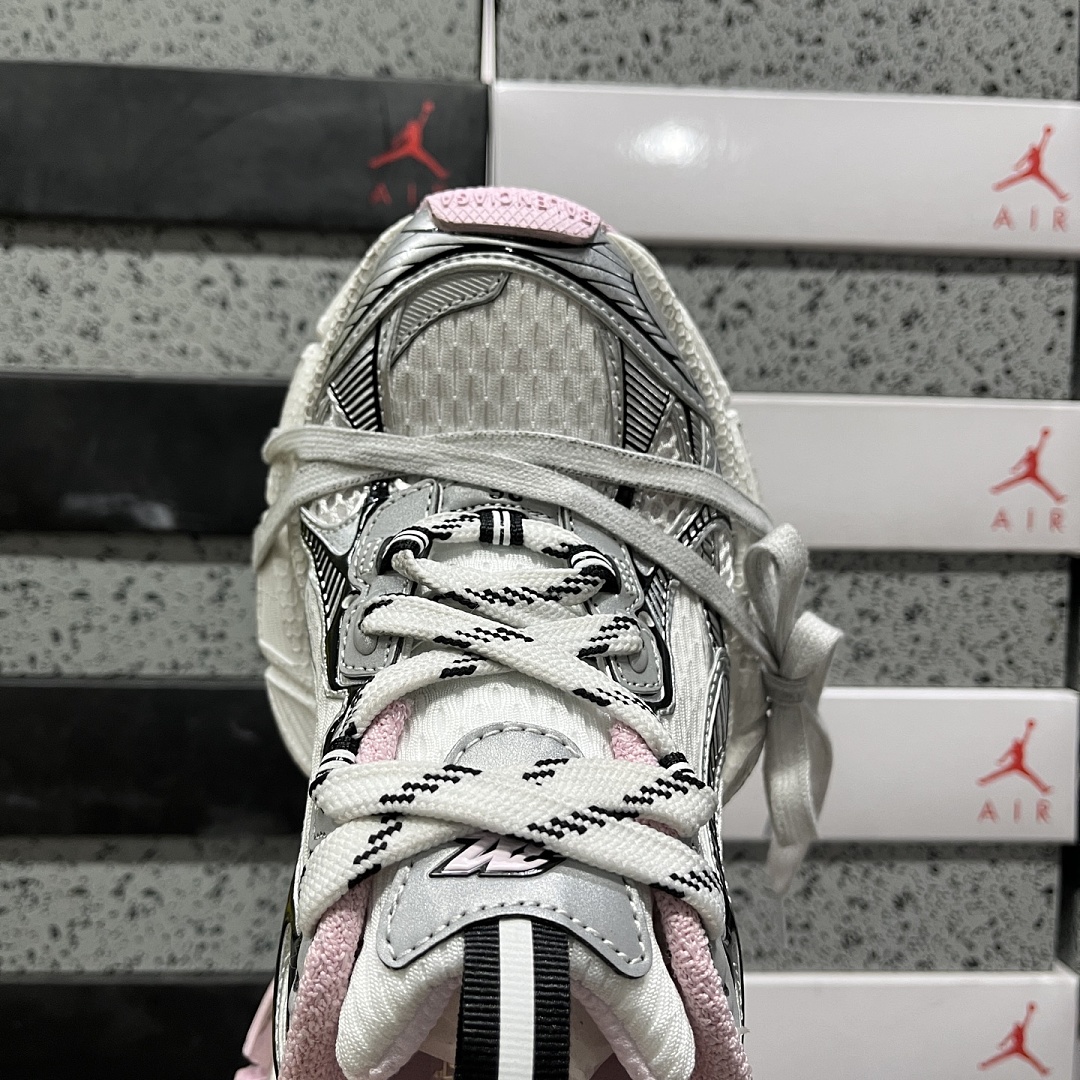 Balenciaga 3XL - Image 7