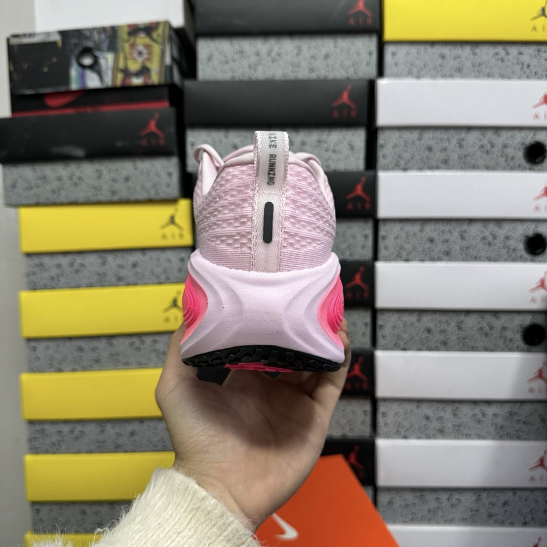 Nike Vomero Plus Pink Foam Hyper - Image 5