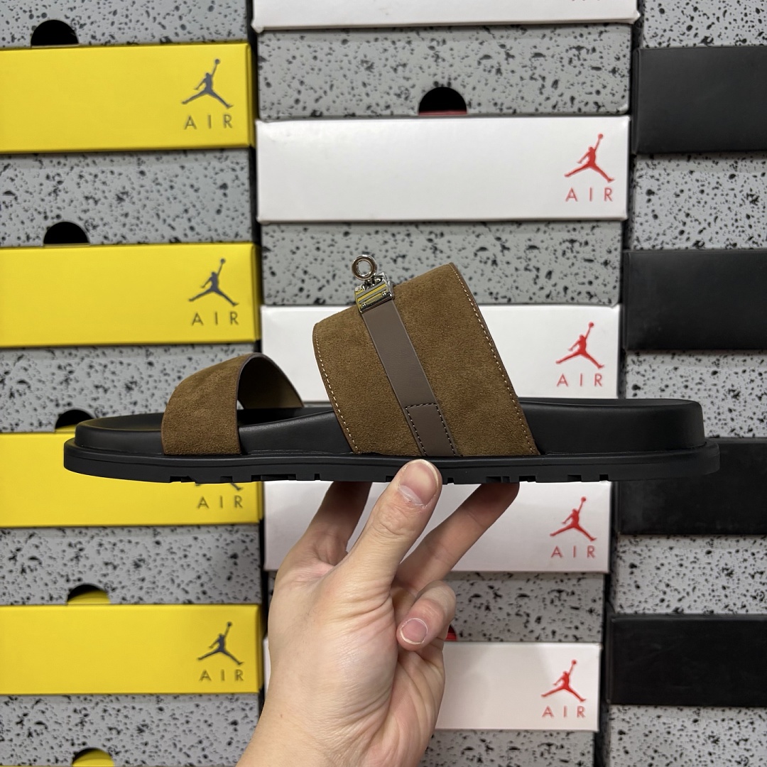 Hermes Chypre Sandal Khaki Suede Buckle - Image 9