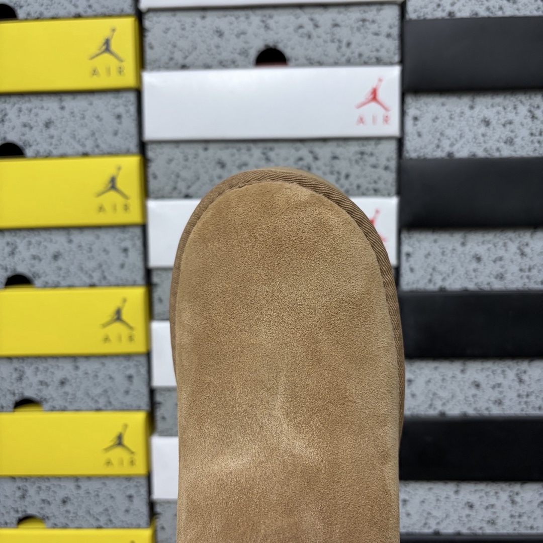 UGG Classic Mini Dipper Boot Brown -8170 - Image 3