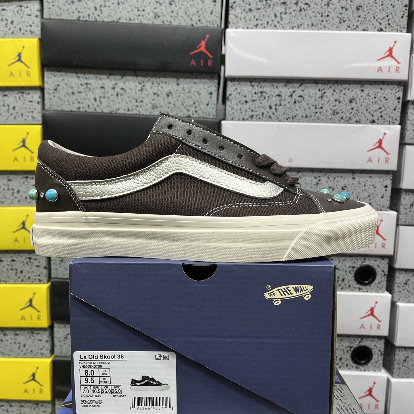 Vans Premium Old Skool Gemstone Mushroom - Image 10