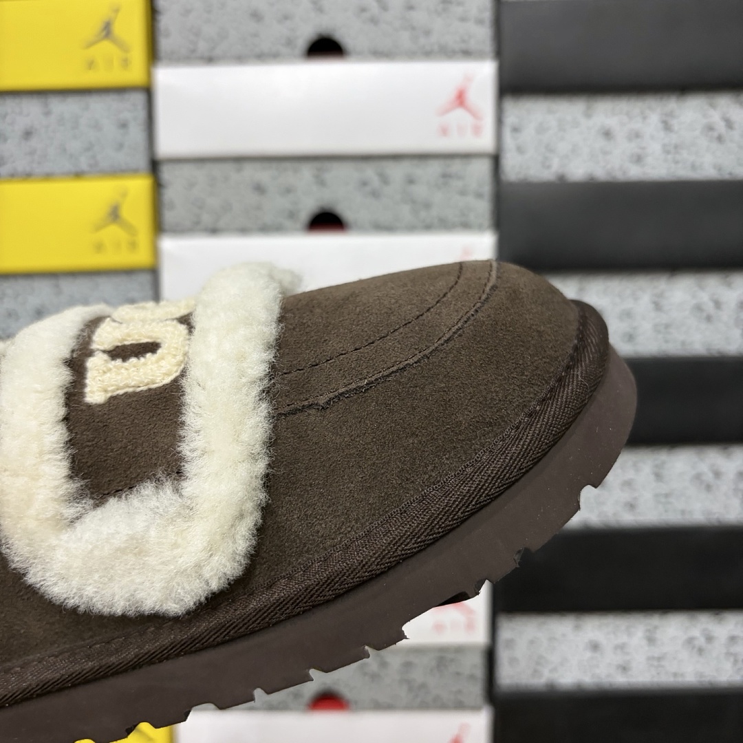 UGG Classic Half Embroidered Chocolate -5095 - Image 5