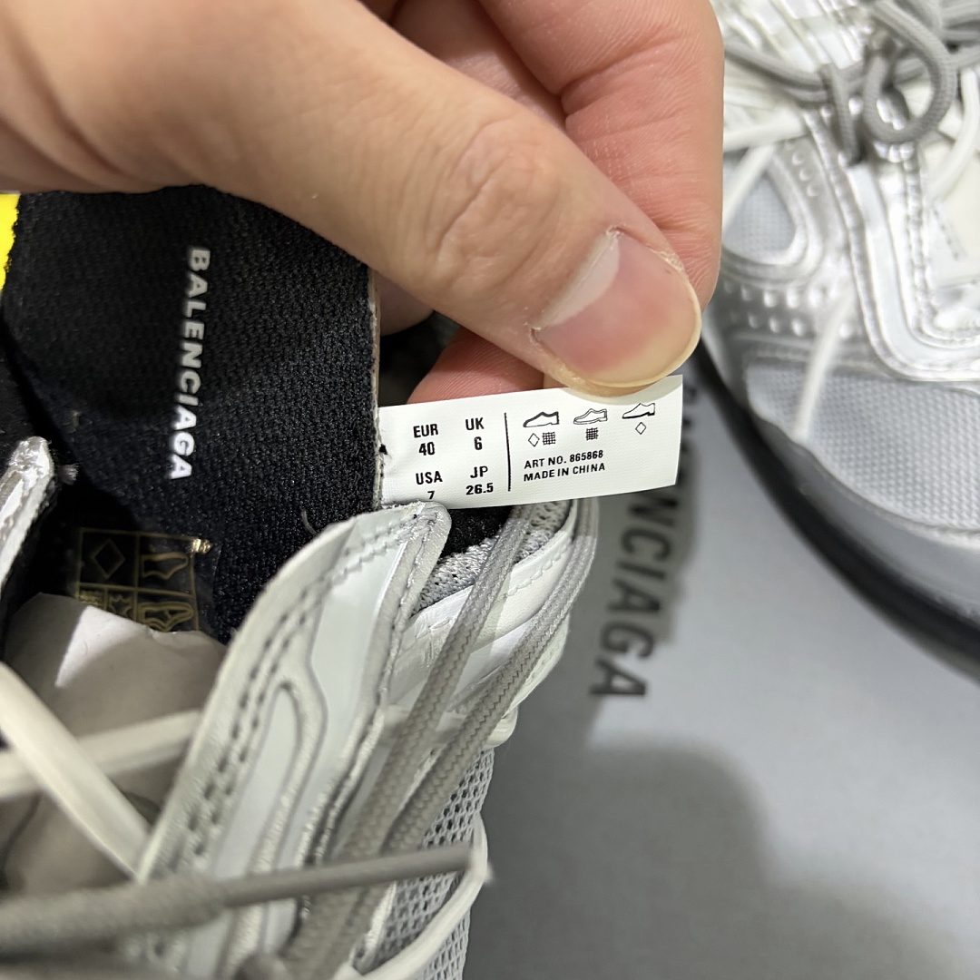 Balenciaga BLCG Radar 25 Gen - Image 10