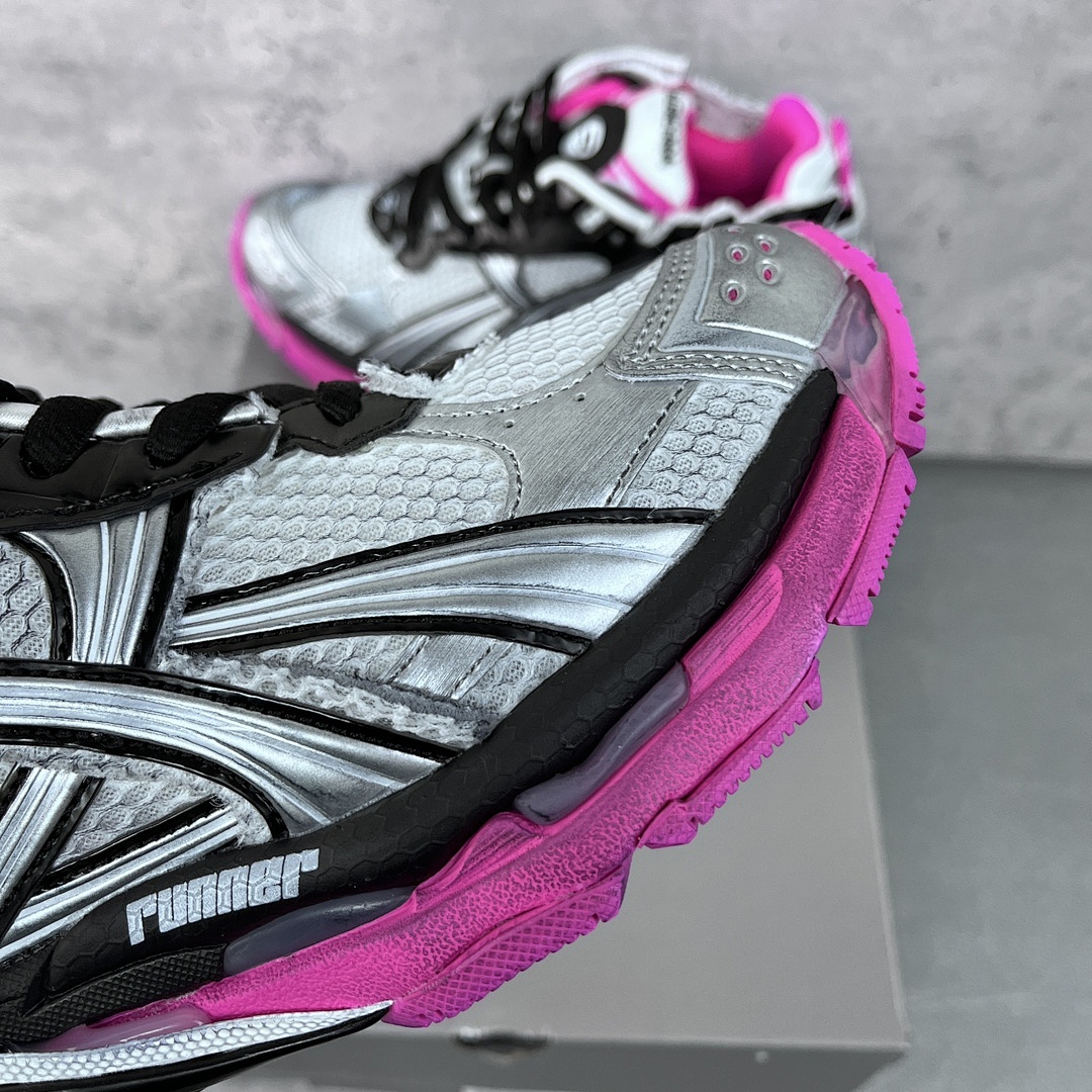 Balenciaga Runner 7.5 - Image 93