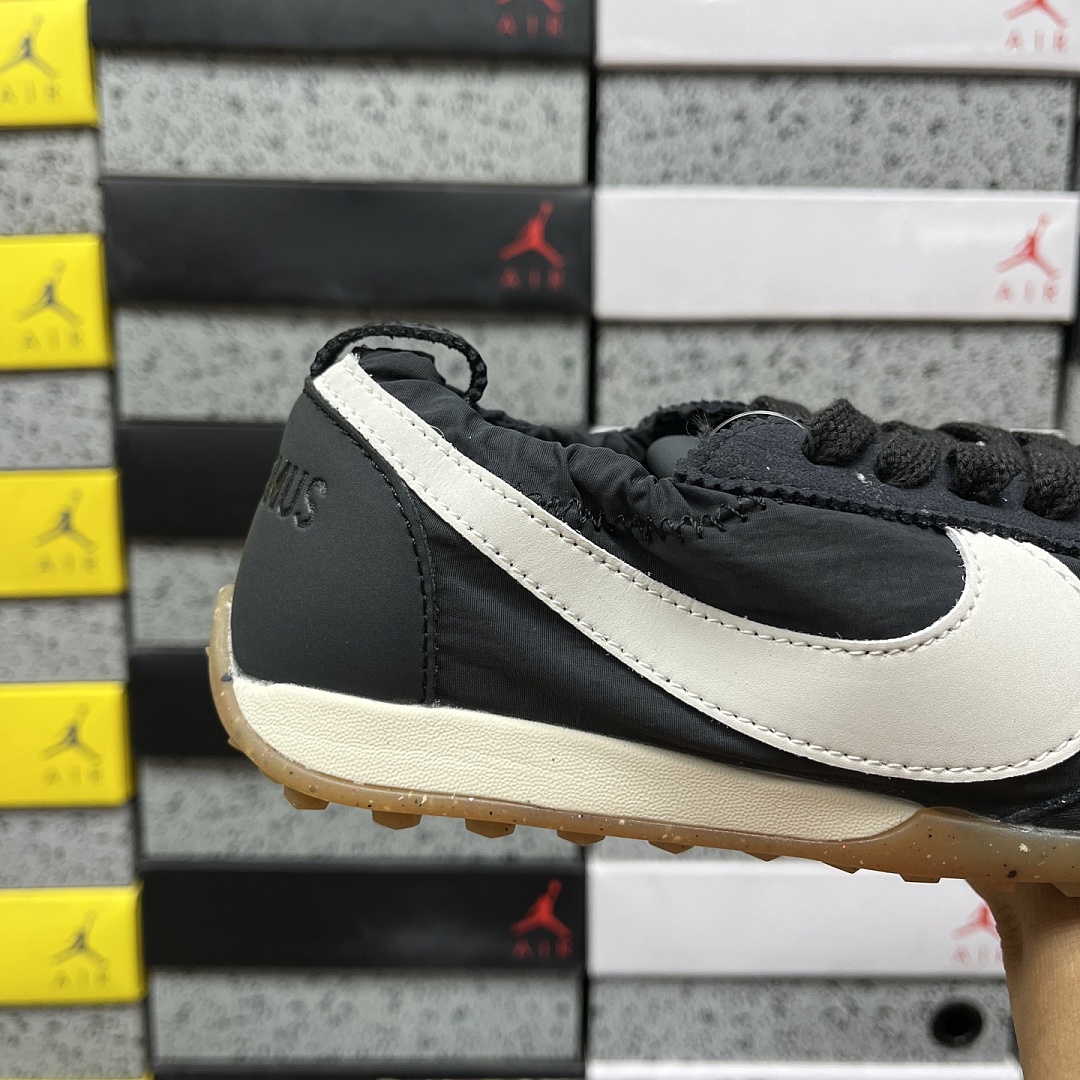 Nike Moon Shoe SP Jacquemus Off Noir - Image 3