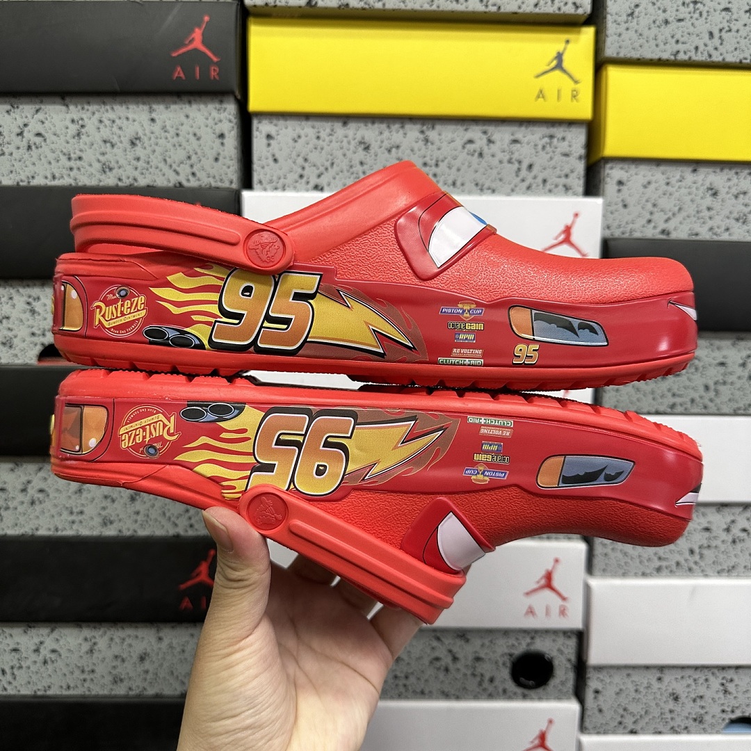 Crocs Classic Clog Lightning McQueen Collab - Image 7