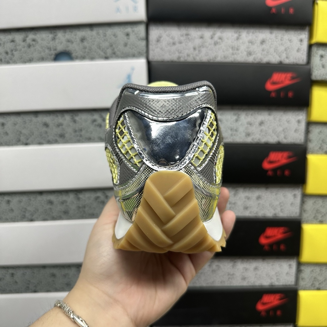 Bottega Veneta Orbit Surf Vapor - Image 3