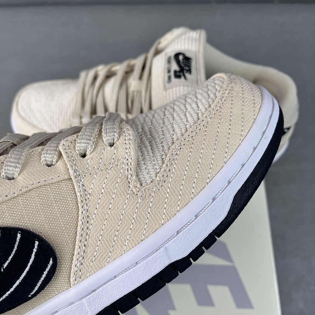Nike Albino & Preto X Nk SB Dunk Low "Pearl (White") - Image 8
