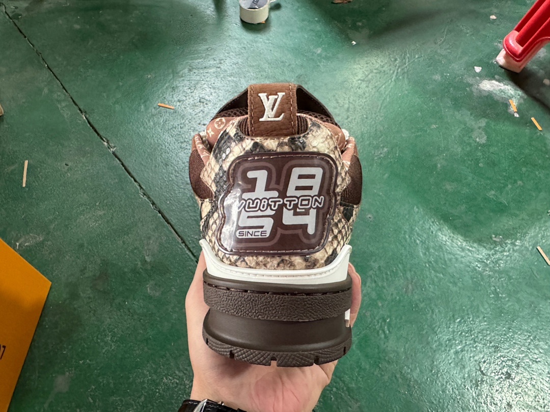 Louis Vuitton LV SkateBlack Sports Shoes - Image 7