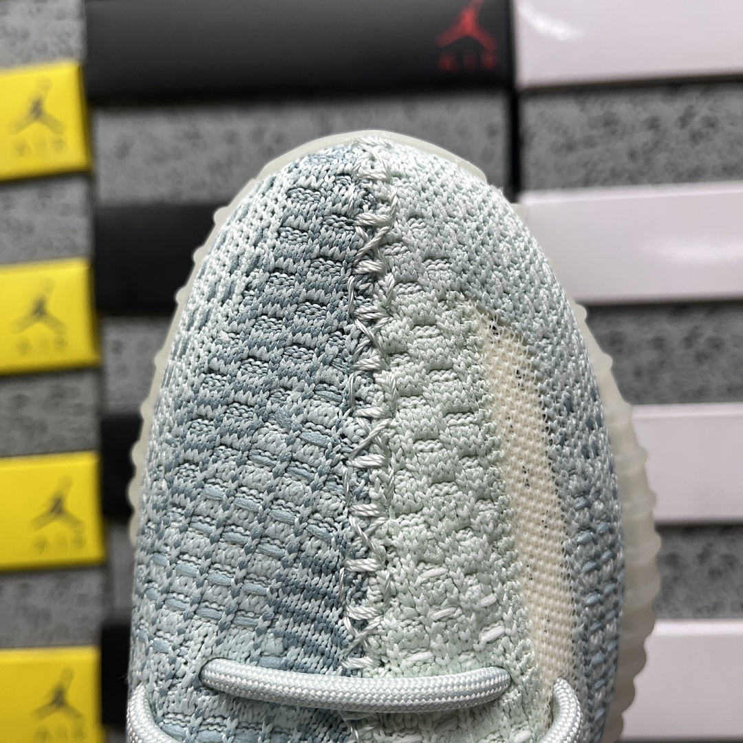 Adidas Yeezy Boost 350 V2 - Image 7